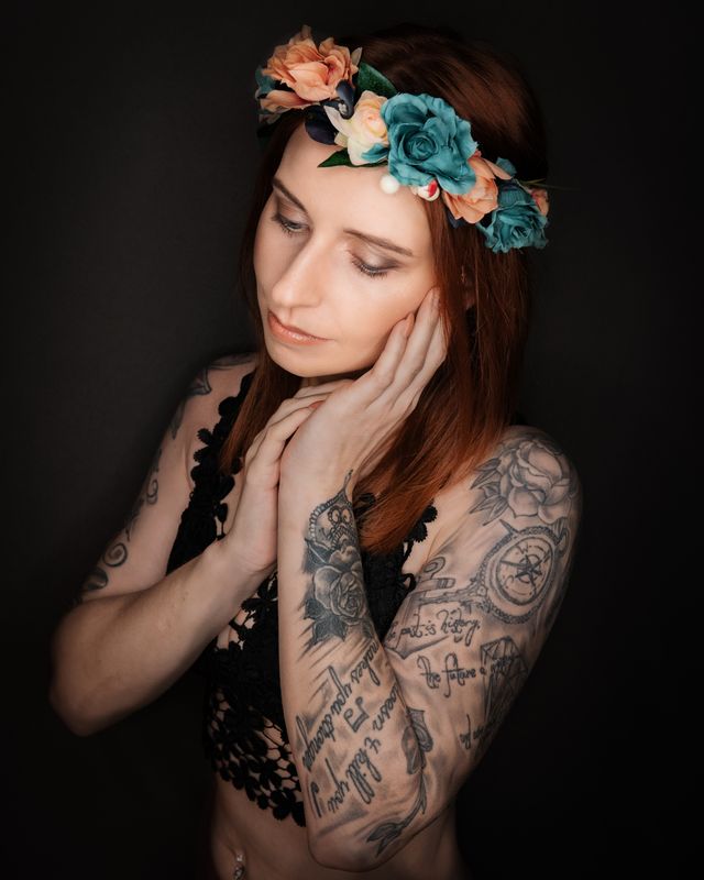Make-up mit Blumenkranz